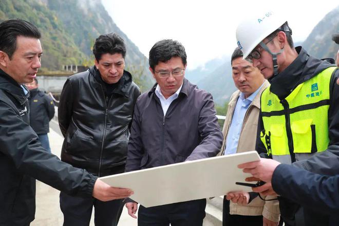 冯发贵 以最大保护与最小干预为纲，全面展示大贡嘎生态本真之美